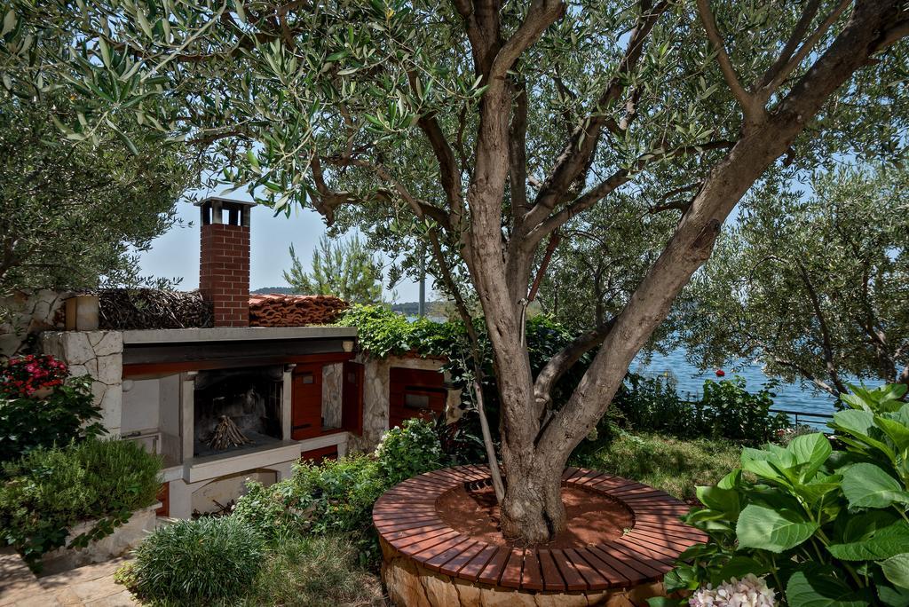 Apartman Roza Rogoznica  Bagian luar foto